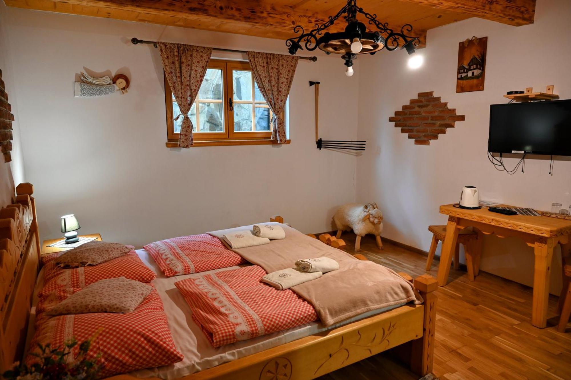 Zbojnicky Penzion Oravska Jasenica Exterior photo